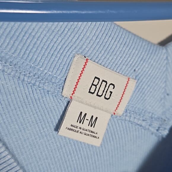 NWOT Shannen Slinky-fit tee by BDG Urban Outfitters Sz Medium Baby Blue - Picture 6 of 13